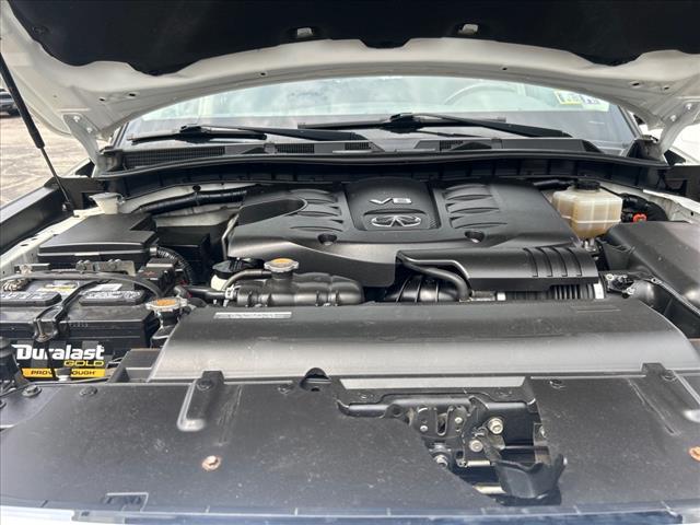 2019 Infiniti QX80 Luxe photo 17