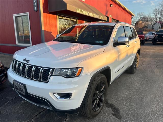 Photo of 2017 Jeep Grand Cherokee Limited in Erie, PA 2017 Jeep Grand Cherokee Limited HC618595