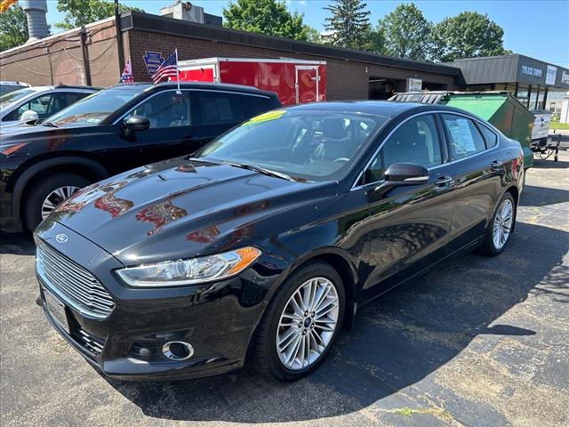 2016 Ford Fusion SE  GR161094