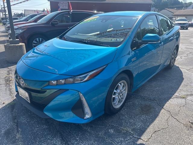 2017 Toyota Prius Prime Plus  H3023737