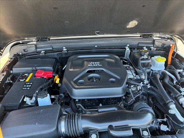 2021 Jeep Wrangler Unlimited Sahara 4xe:MW701225