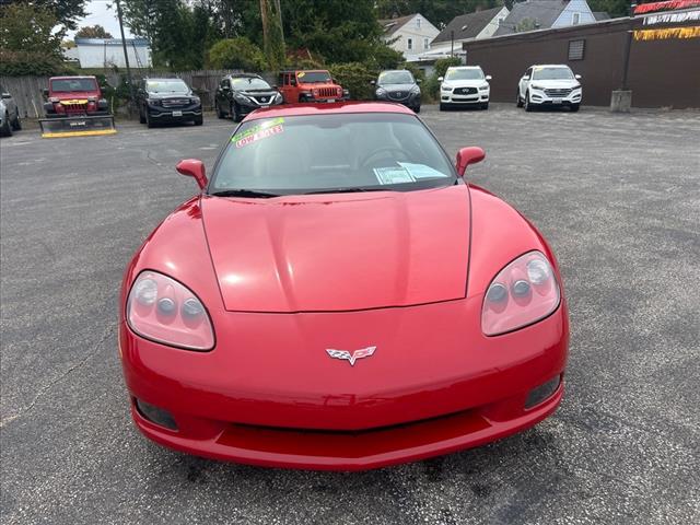 2005 Chevrolet Corvette photo 2