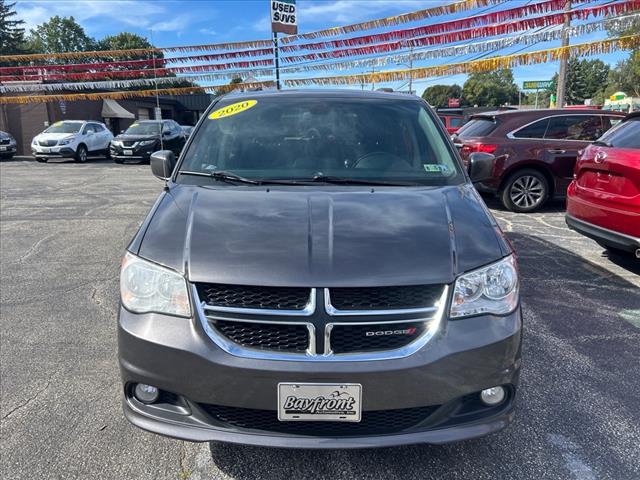 2020 Dodge Grand Caravan SXT photo 2