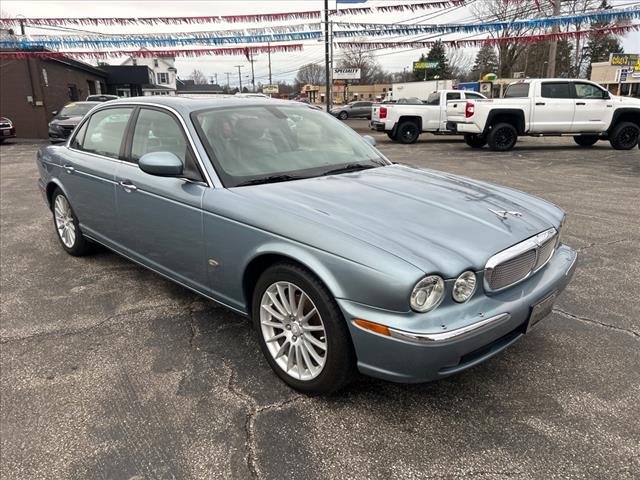 2006 Jaguar XJ XJ8 L photo 3