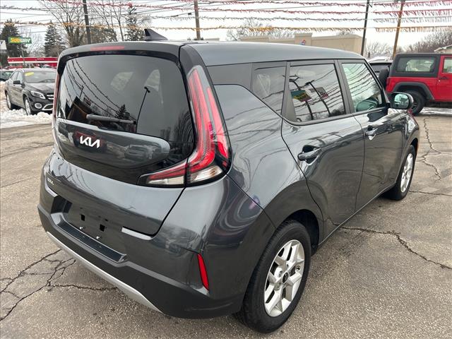 2024 Kia Soul LX:R7916084