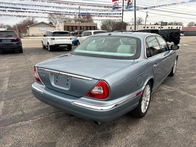 2006 Jaguar XJ XJ8 L photo 4