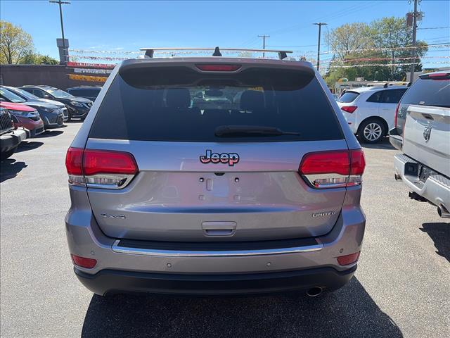 2017 Jeep Grand Cherokee Limited:HC830374