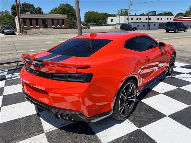 2018 Chevrolet Camaro SS:J0180532