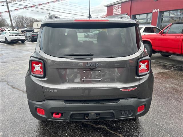 2017 Jeep Renegade Trailhawk:HPG55072