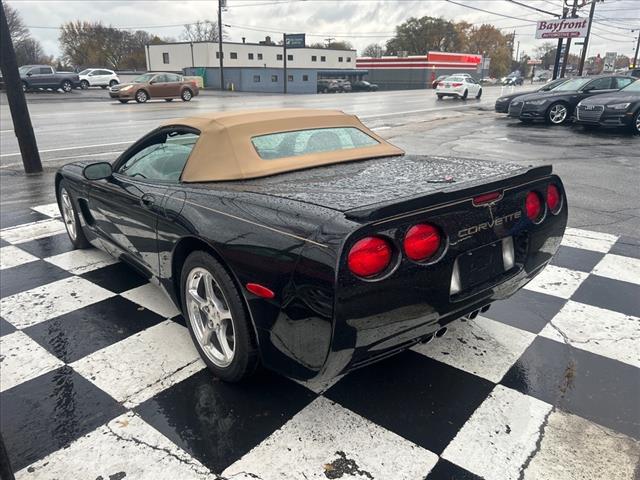 2004 Chevrolet Corvette:45107857