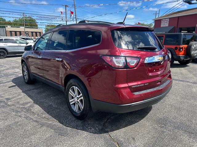 2017 Chevrolet Traverse 2LT photo 6
