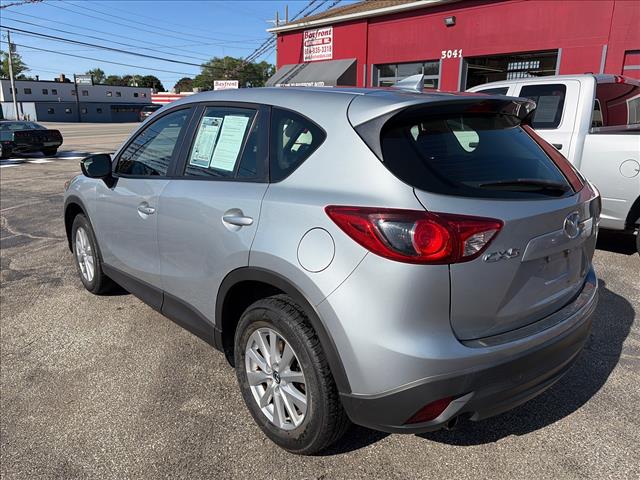 2016 Mazda CX-5 Sport:G0610028