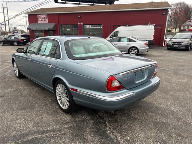 2006 Jaguar XJ XJ8 L photo 6