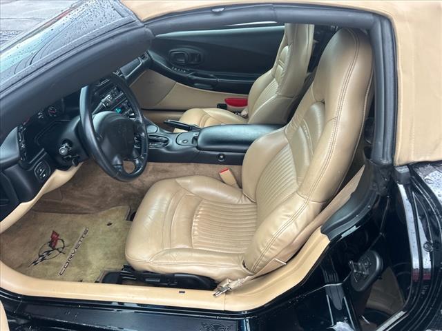 2004 Chevrolet Corvette:45107857