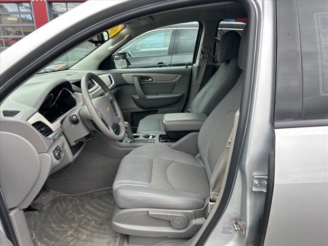 2017 Chevrolet Traverse LS photo 7