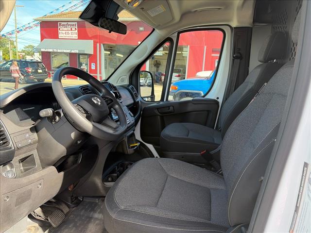 2025 RAM ProMaster Tradesman 2500:SE526644