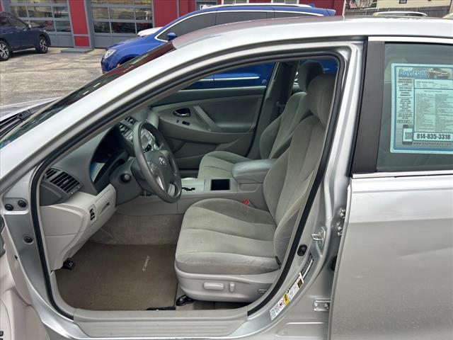 2009 Toyota Camry LE:9U278431