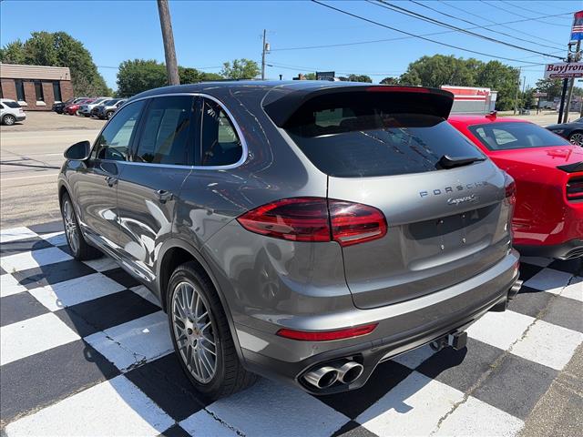 2017 Porsche Cayenne S:HLA53575
