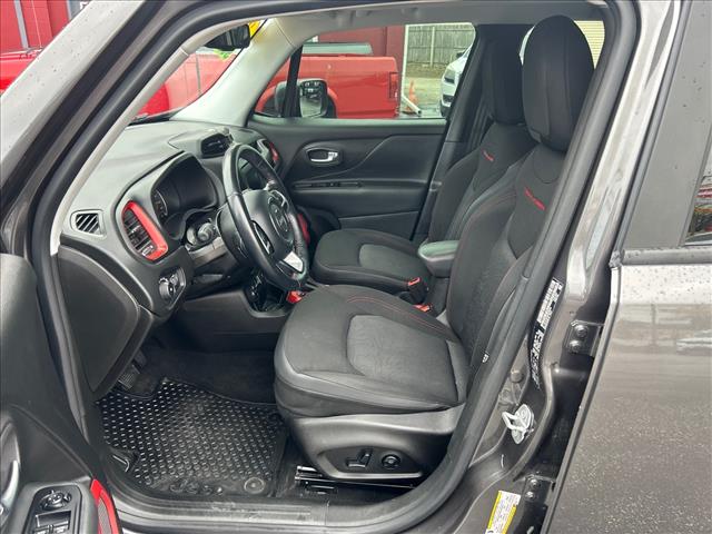 2017 Jeep Renegade Trailhawk:HPG55072