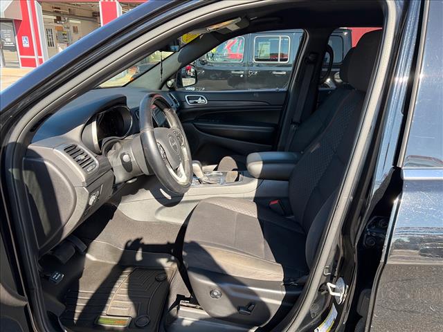2020 Jeep Grand Cherokee Laredo:LC132484