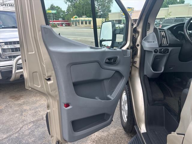 2018 Ford Transit XLT photo 8