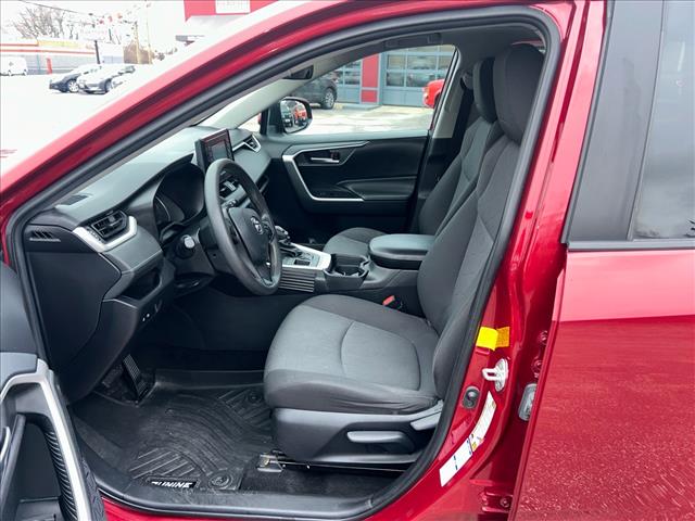 2019 Toyota RAV4 XLE:KC005032