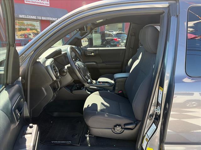 2017 Toyota Tacoma TRD Sport:HX048431