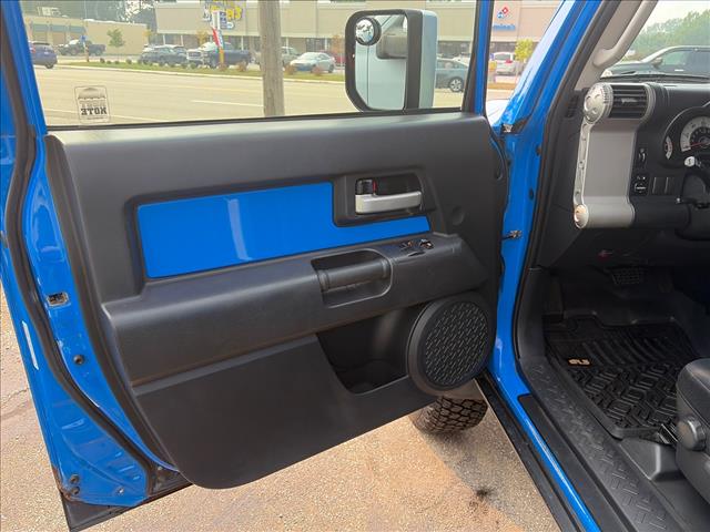 2007 Toyota FJ Cruiser:70051257