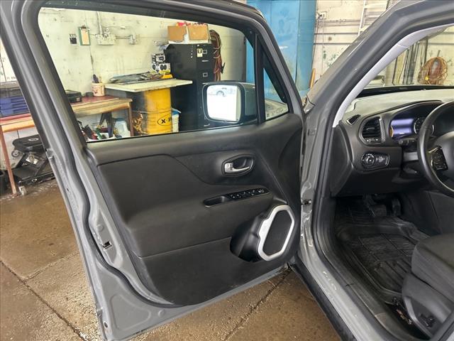 2021 Jeep Renegade Latitude:MPN22535