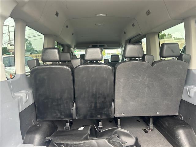 2018 Ford Transit XLT photo 9