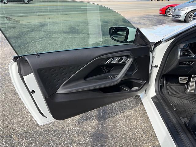 2022 BMW 2 Series 230i:N8C55056