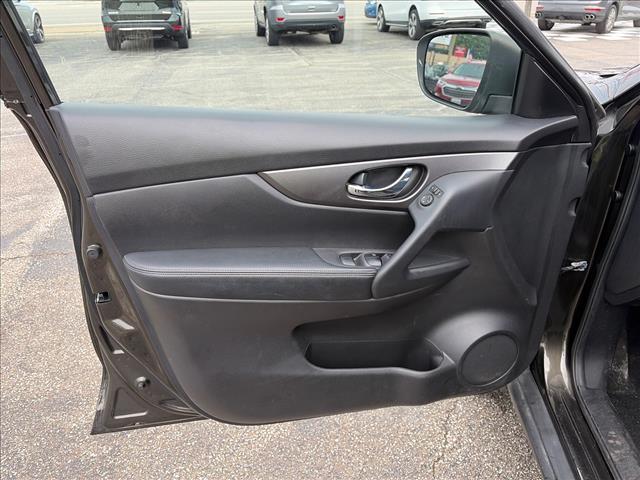 2016 Nissan Rogue S:GW135272