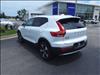 2023 Volvo XC40 B4 Plus Bright Theme