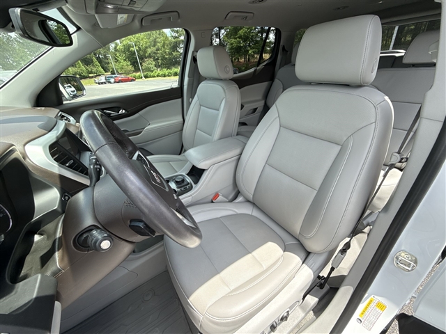 2021 GMC Acadia SLT