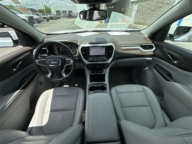 2021 GMC Acadia SLT