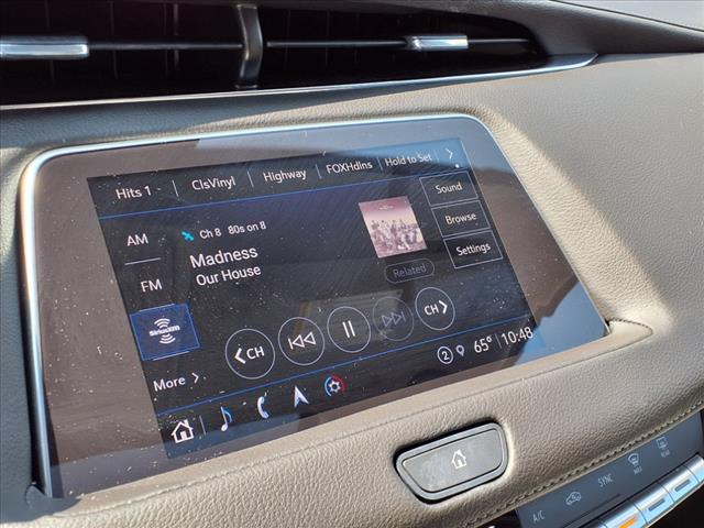 2023 Cadillac XT4 Premium Luxury