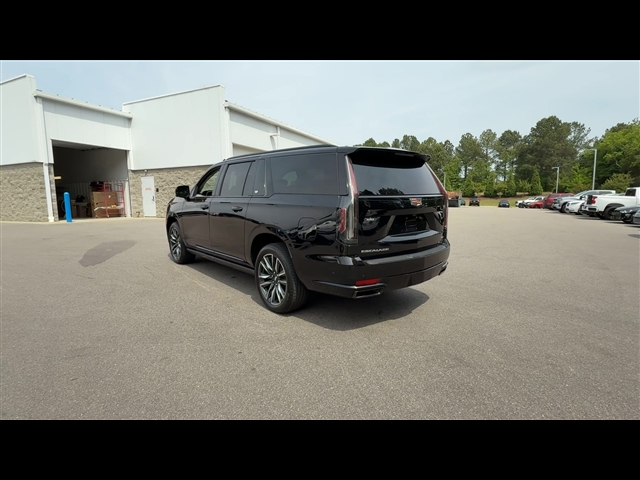 2023 Cadillac Escalade ESV Sport Platinum