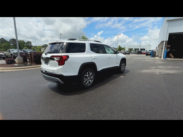 2021 GMC Acadia SLT