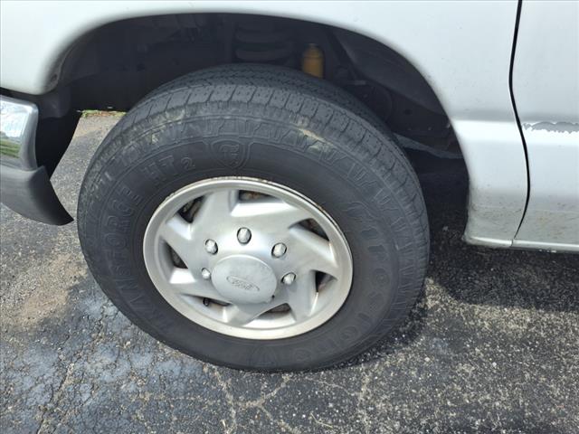 2006 Ford E-350 Base