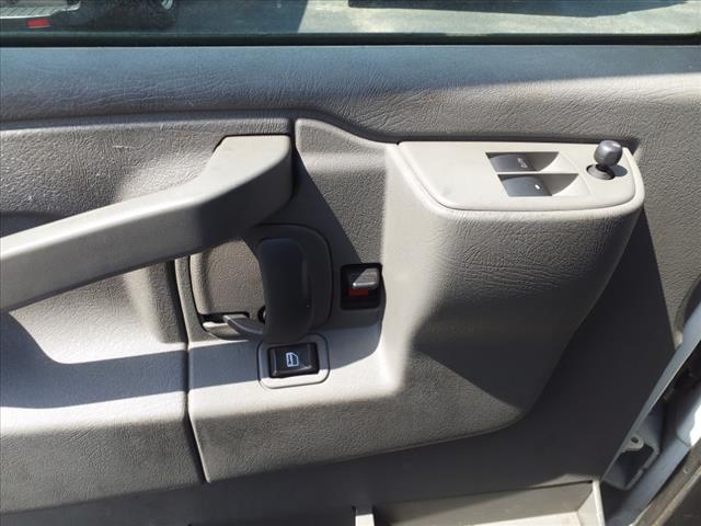2017 Chevrolet Express 2500