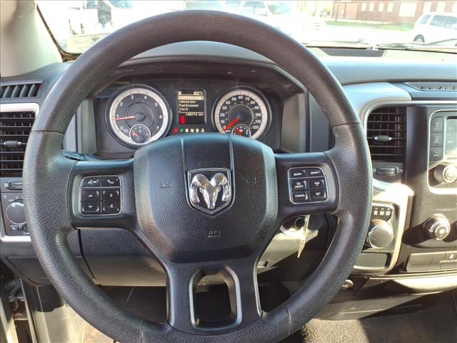 2016 RAM 1500 SLT