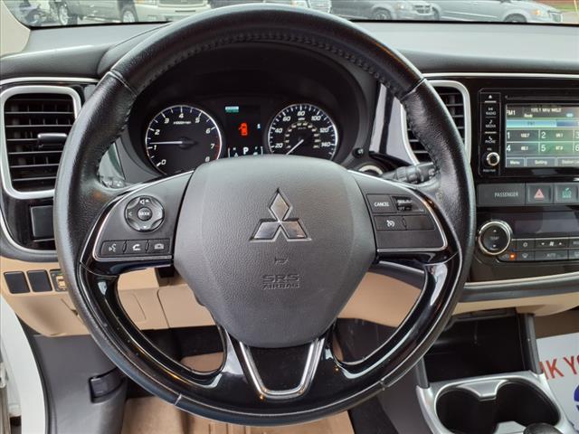 2016 Mitsubishi Outlander SE