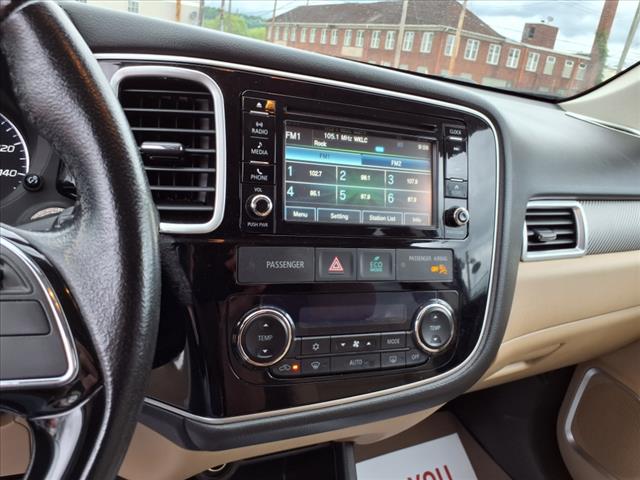2016 Mitsubishi Outlander SE