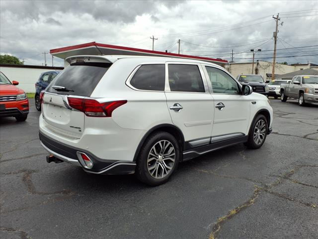 2016 Mitsubishi Outlander SE