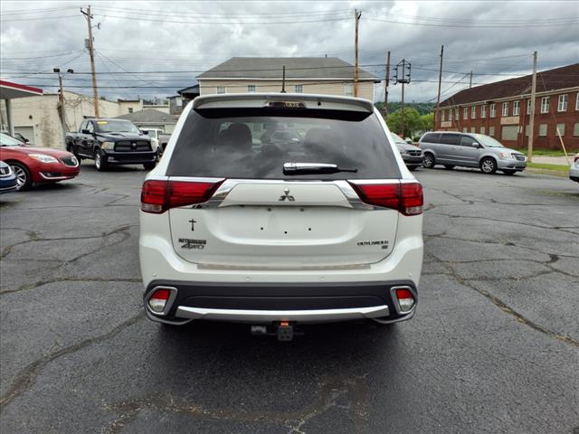 2016 Mitsubishi Outlander SE