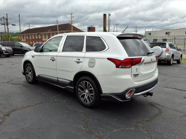 2016 Mitsubishi Outlander SE