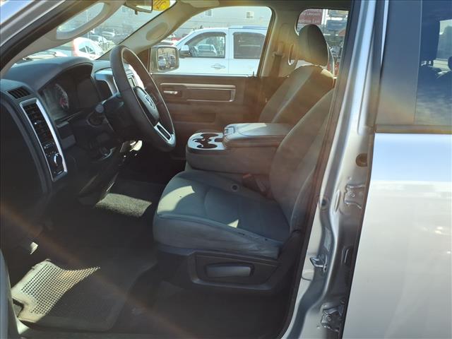 2016 RAM 1500 SLT