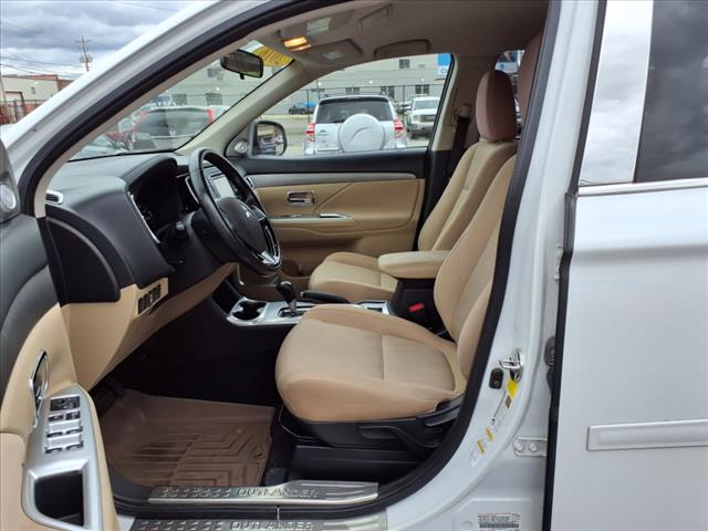 2016 Mitsubishi Outlander SE