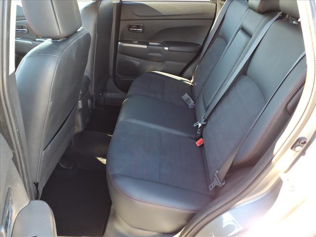 2024 Mitsubishi Outlander Sport SE