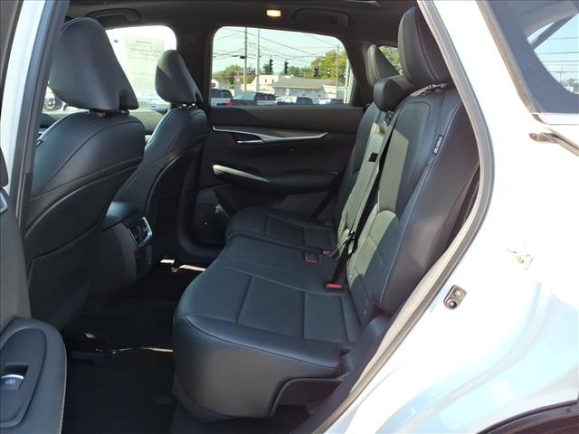 2022 INFINITI QX50 Luxe